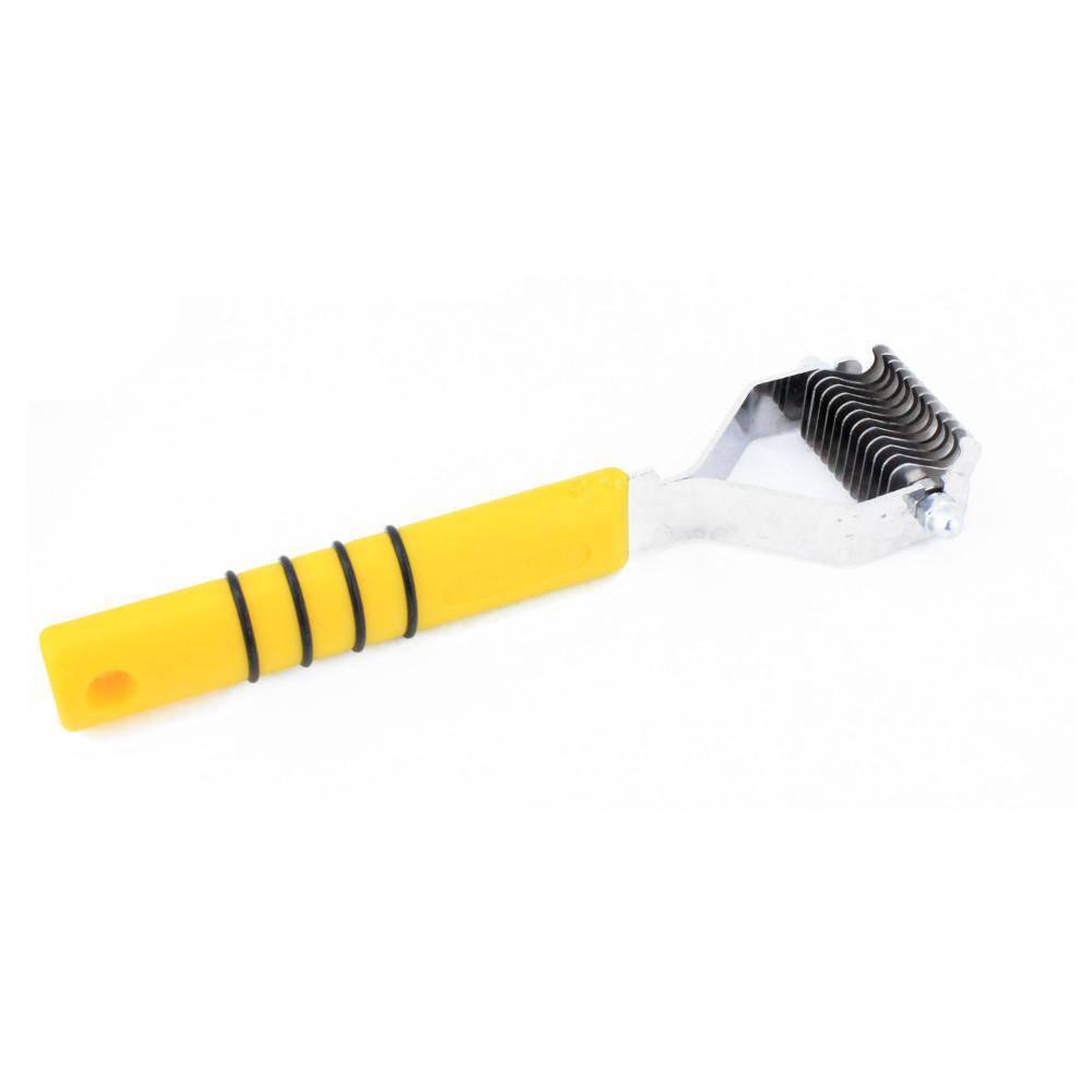 Multi-Trimm-Striegel von MARS®